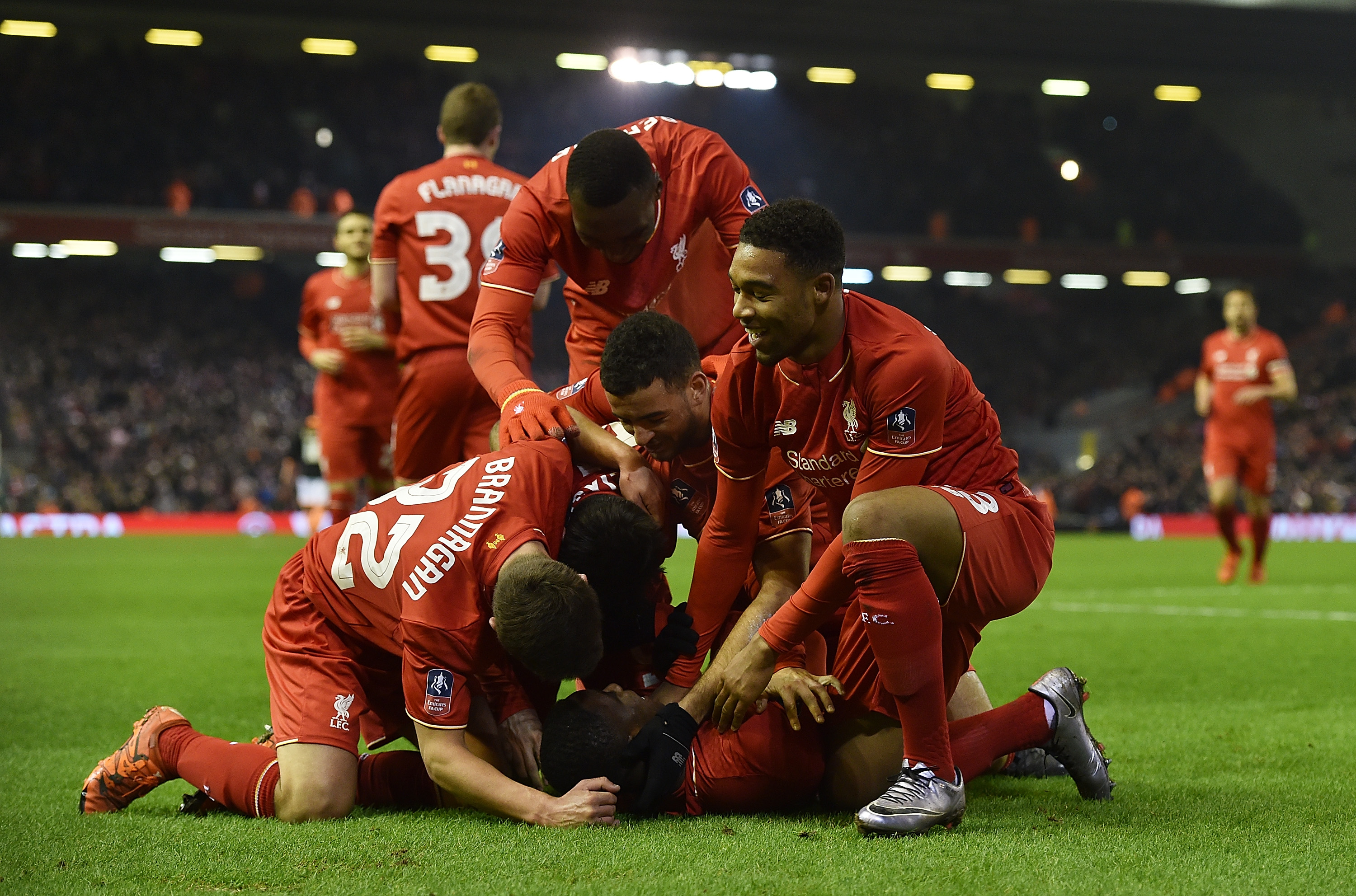 尤文主帅下课“活该”？轮换队长制、放弃8000万先生引发众怒