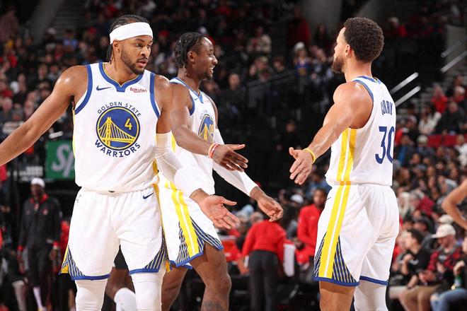 斯科尔斯：梅努在英超每次都是替补出场