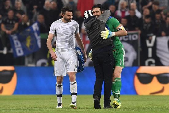 射击射箭运动中心组织开展健步走活动