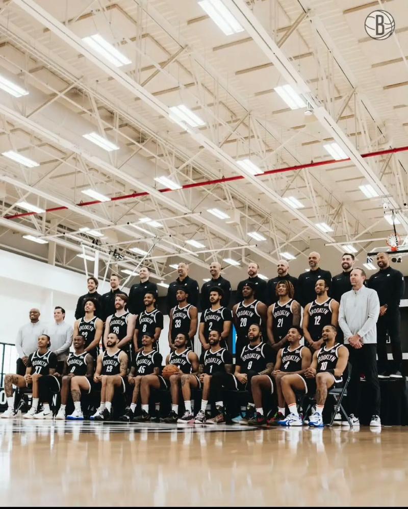 解析亚特兰大勇士队如何利用球员长期合约降低薪资总额的财务技巧