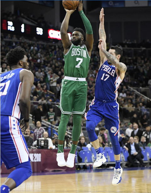 赖因德斯：米兰今年有机会争冠；未来是否会回归？回头见吧