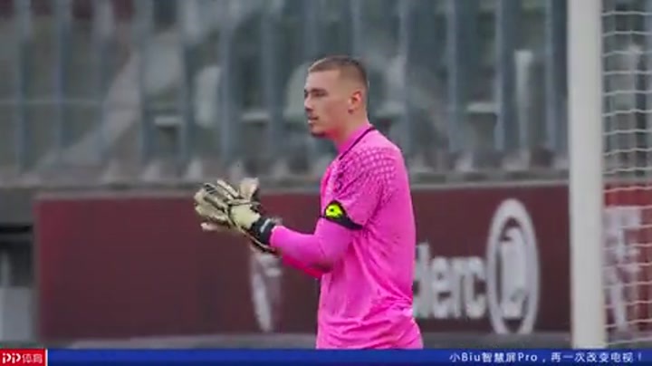 迈克·特劳特达成生涯第 300 支本垒打，超越天使队史纪录