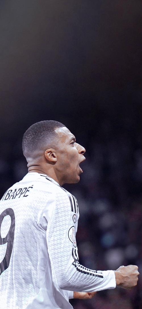 户郷翔征接受久保康生的一对一特训：「从基础重新开始，这很重要」｜日职