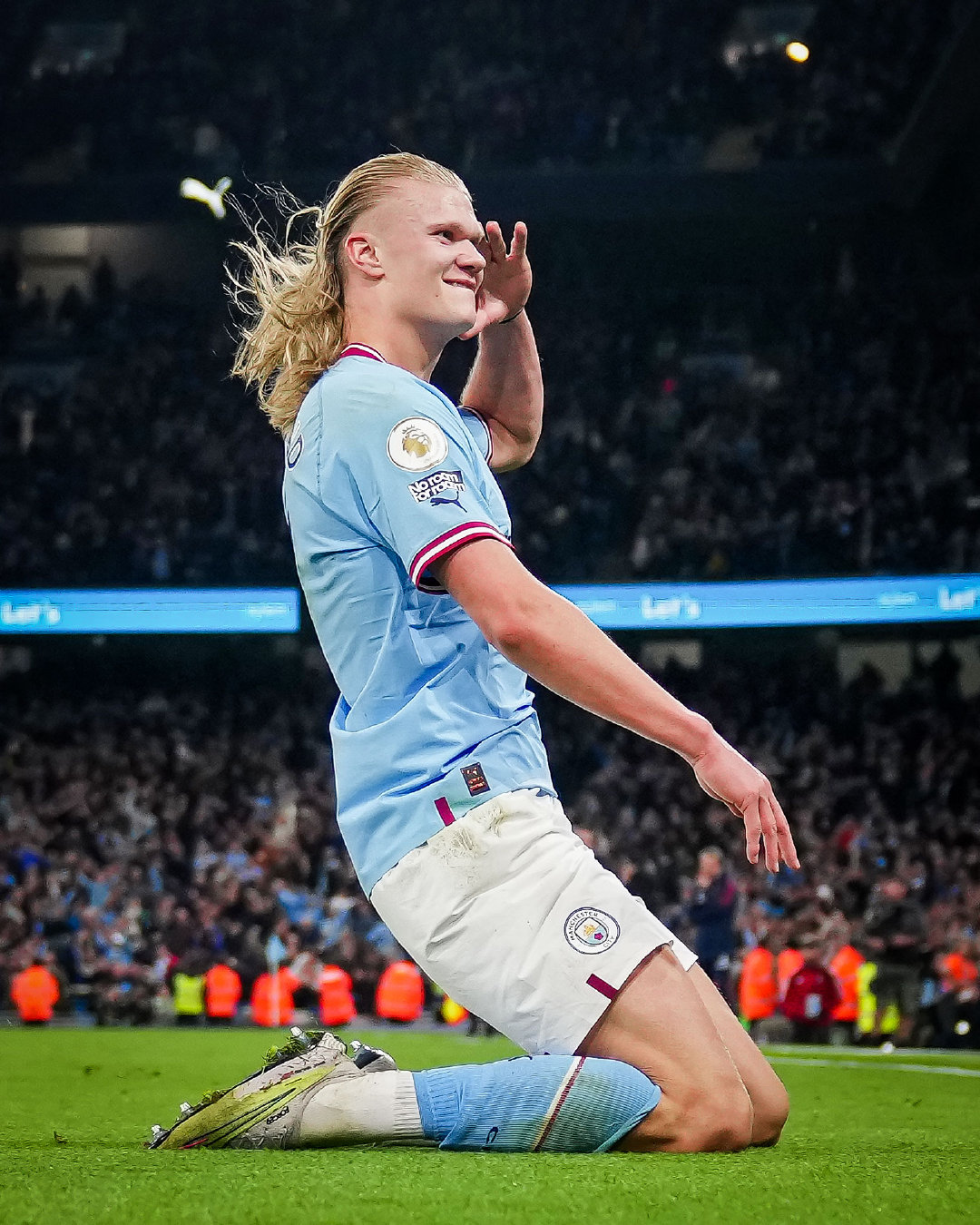 足球 ｜ 赛前默哀送别球星 结果他根本没死！